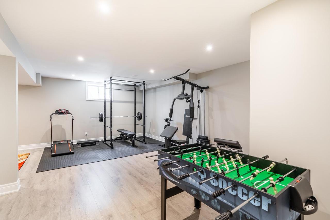 Modern Hamilton Homes Lake Ontario Shore By Globalstay エクステリア 写真