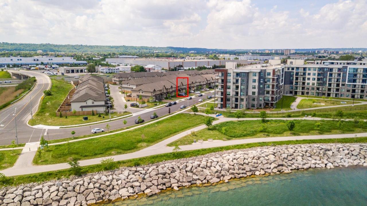 Modern Hamilton Homes Lake Ontario Shore By Globalstay エクステリア 写真