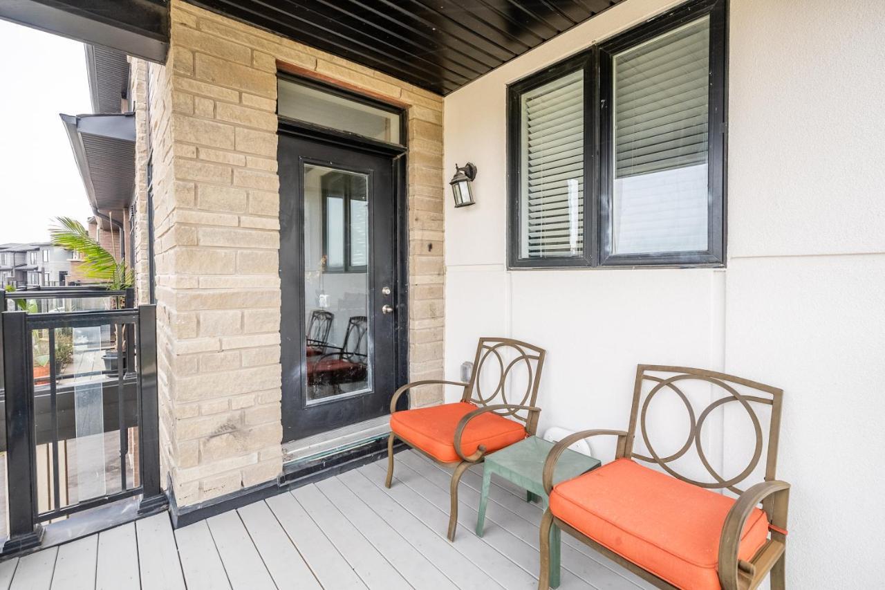 Modern Hamilton Homes Lake Ontario Shore By Globalstay エクステリア 写真