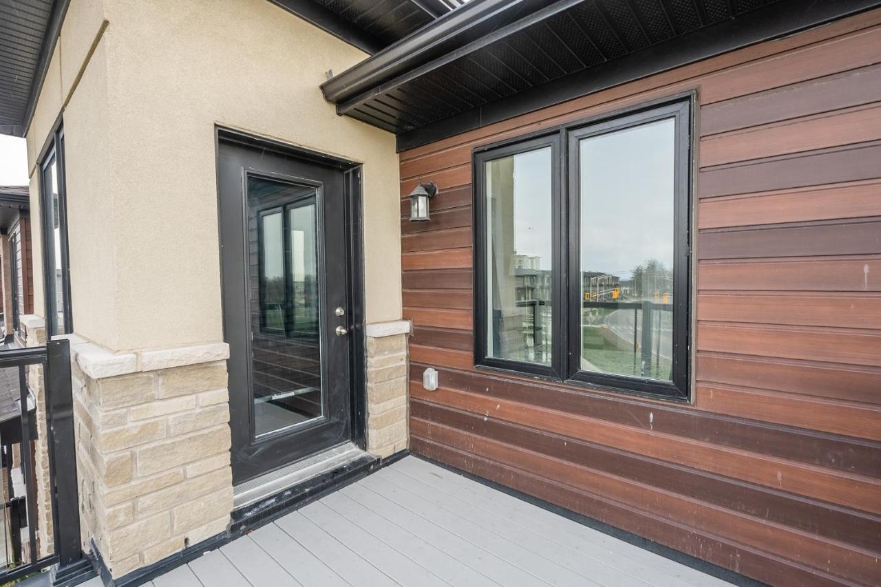 Modern Hamilton Homes Lake Ontario Shore By Globalstay エクステリア 写真