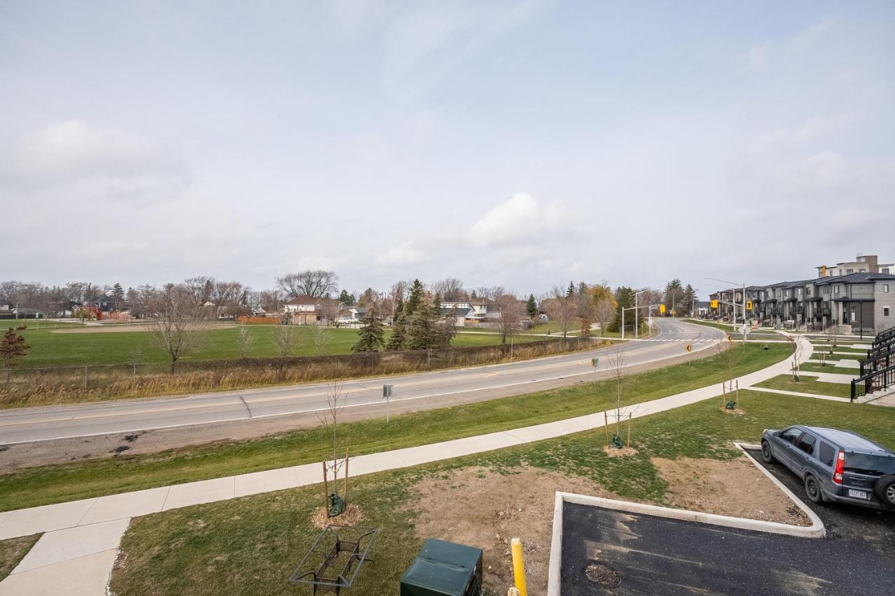 Modern Hamilton Homes Lake Ontario Shore By Globalstay エクステリア 写真