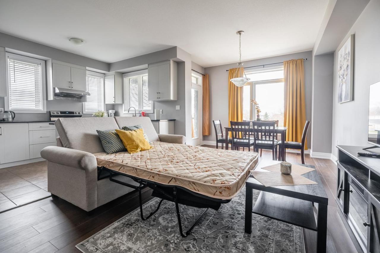 Modern Hamilton Homes Lake Ontario Shore By Globalstay エクステリア 写真